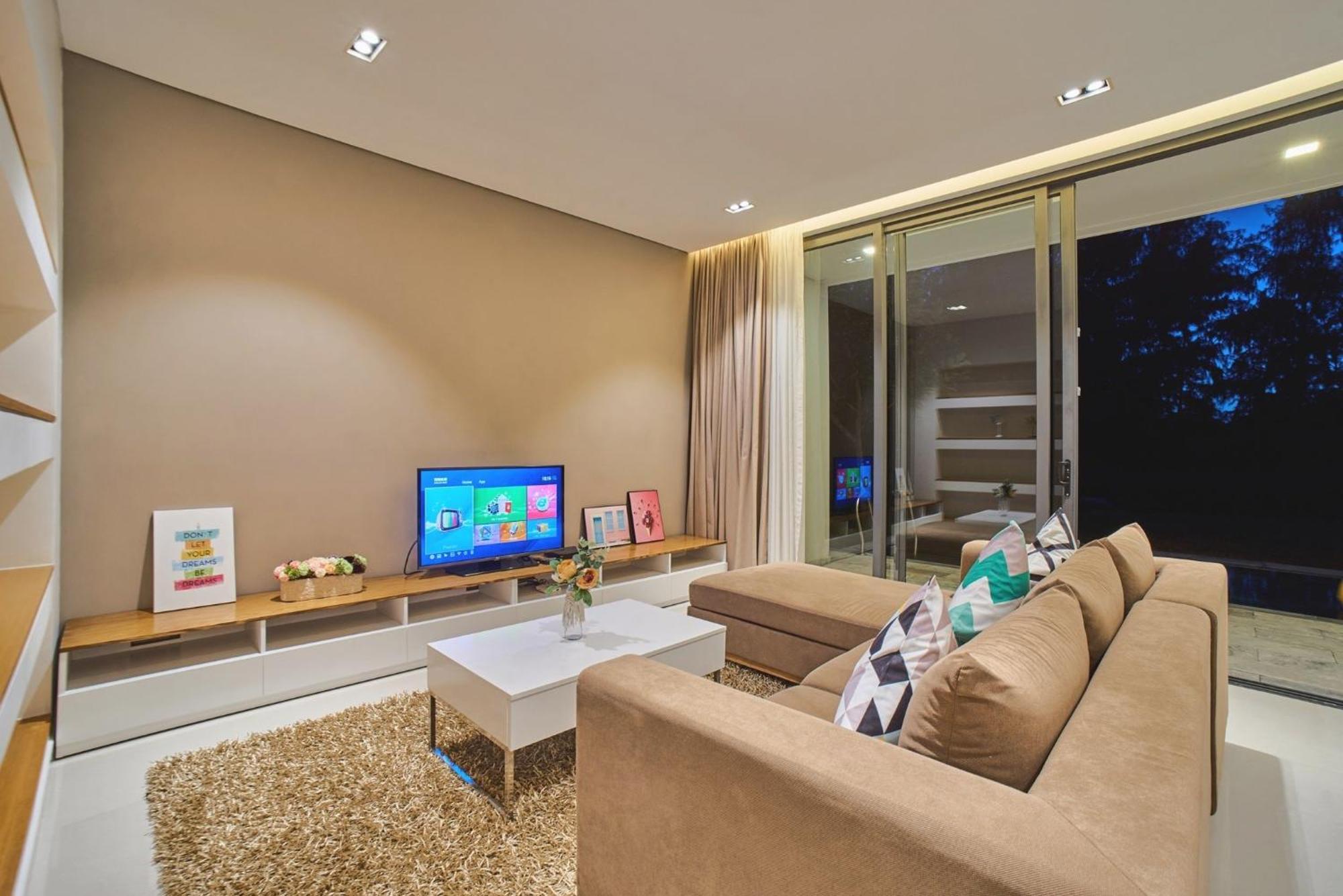 Clean & Quiet Villa - The Point Resort Дананг Екстер'єр фото