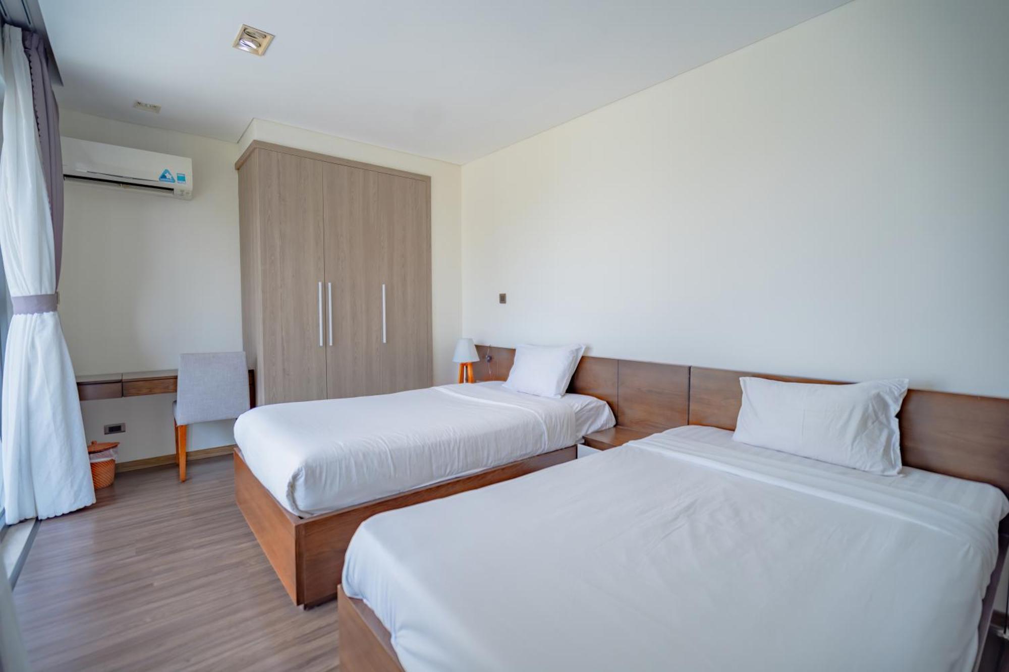 Clean & Quiet Villa - The Point Resort Дананг Екстер'єр фото